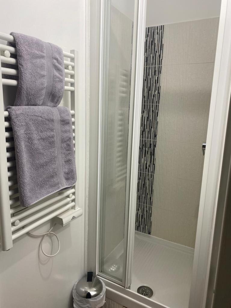 איברי-סור-סיין Appartement 80M2, Terrasse Sud, Metro 7 Direction Louvre A 8Minutes, Parking Sous-Sol, Proche Paris-Bercy מראה חיצוני תמונה